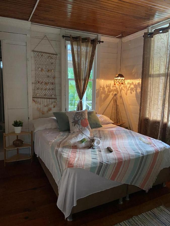 Islander House On Rocky Cay Beach San Andrés Екстериор снимка